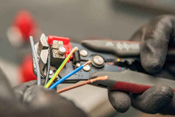 Best Commercial Electrician Services  in Reminderville, OH